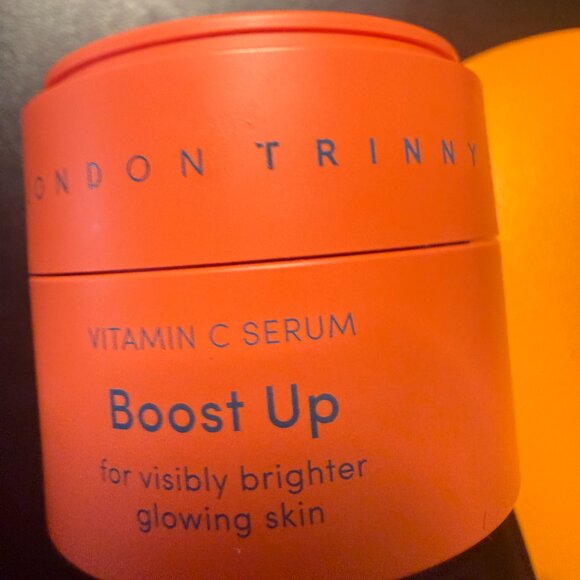 Trinny London Boost Up stackable mini - Picture 1 of 3